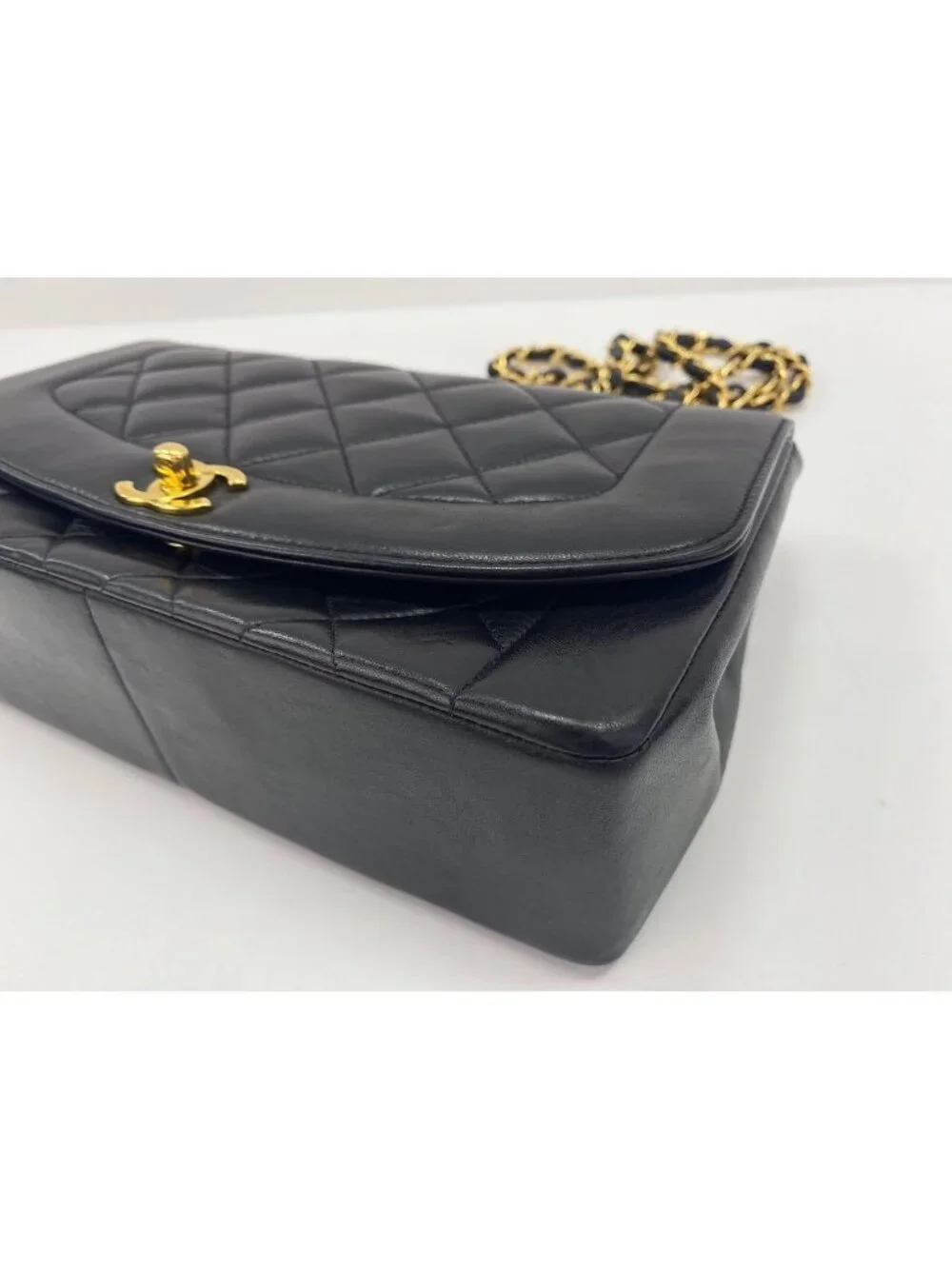 Chanel Shoulder Bag 25